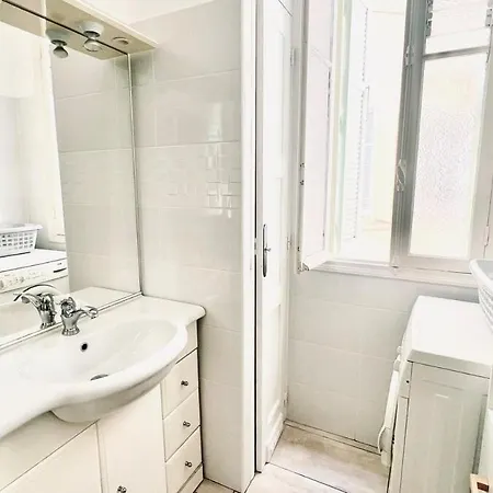 Apartmán T2 Proche Gare, Plein Centre